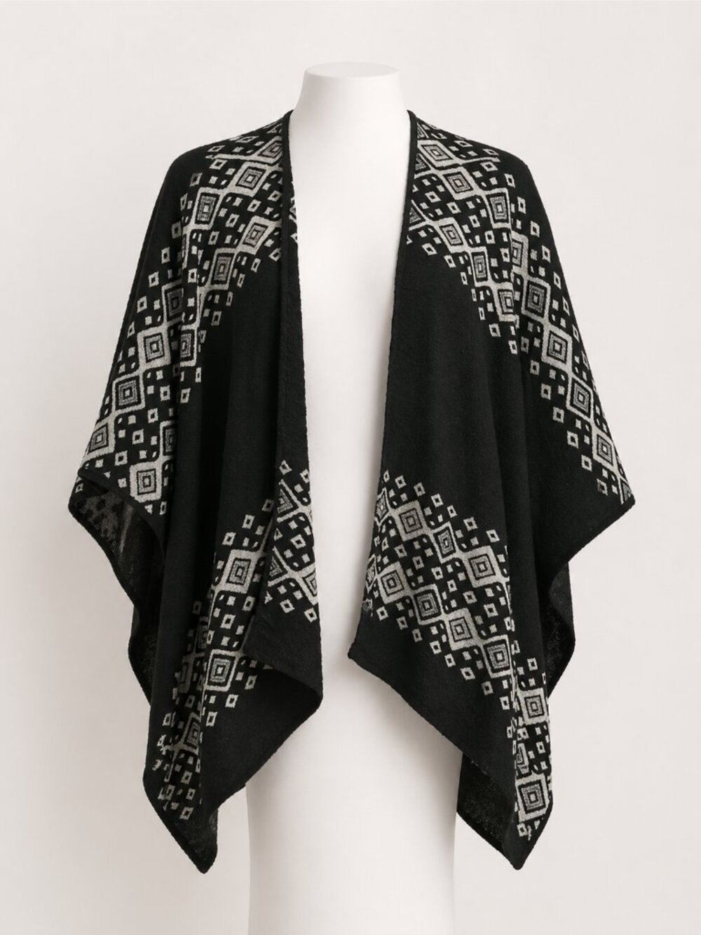 Mossimo Boho Style Cape Black and White Size Large